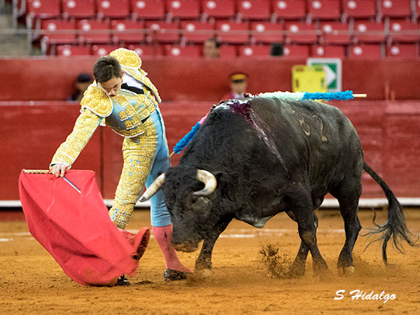 Intentando por derecha