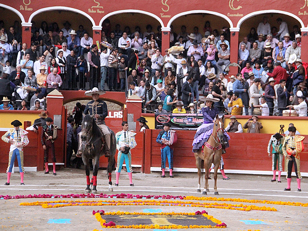 Primer paseillo de la feria