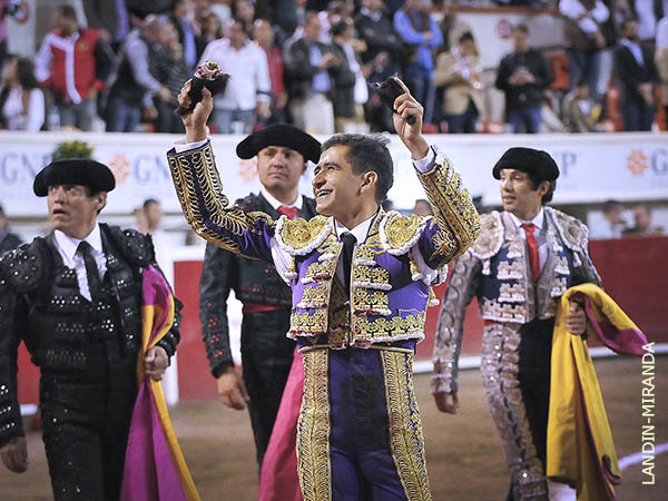 Las primeras dos orejas