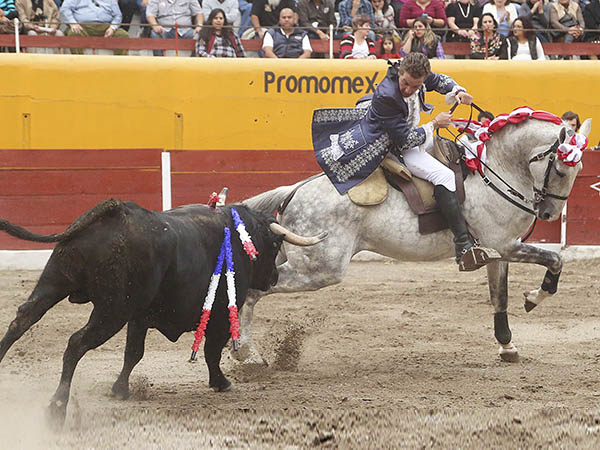 G�rate, aplaudido en su lidia