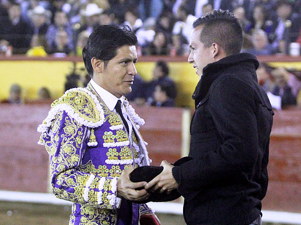 Al futbolista Rodrigo Salinas