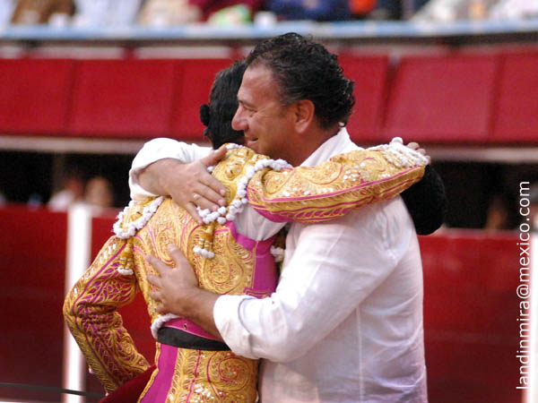 Brindis a Jos� Luis Bote