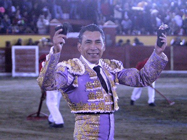 Las dos de su primero