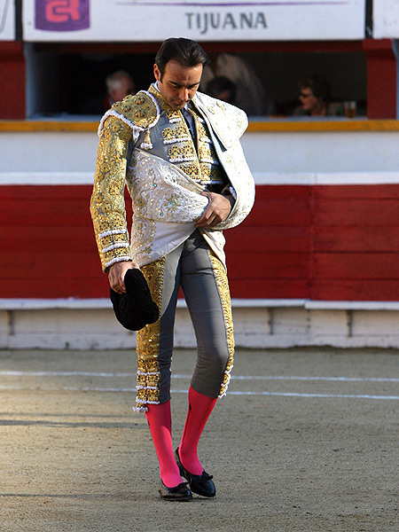 Partiendo plaza el maestro de Chiva