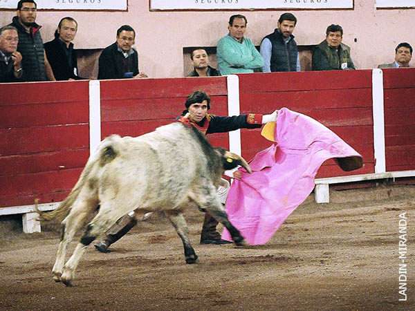 Saludo de El Glis�n al sexto