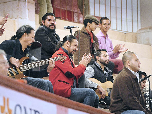 En el tendido, mano a mano flamenco