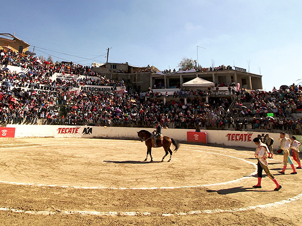 Singular plaza... y llena