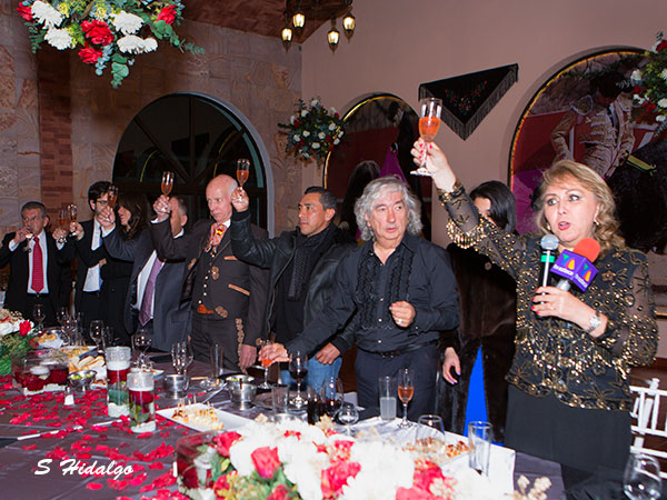 Brindis por un mejor a�o taurino